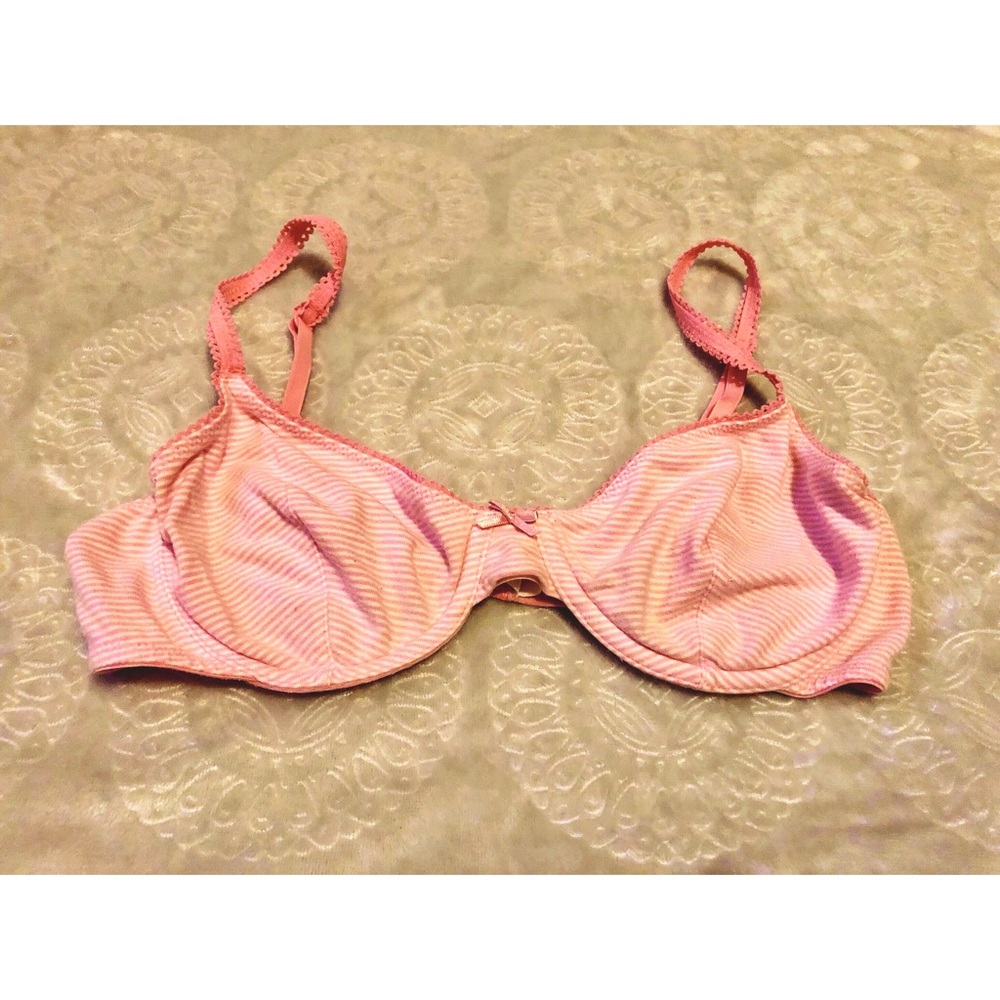 Victoria’s Secret PINK Padless Bra